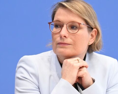 gewalt-frauen-reformen