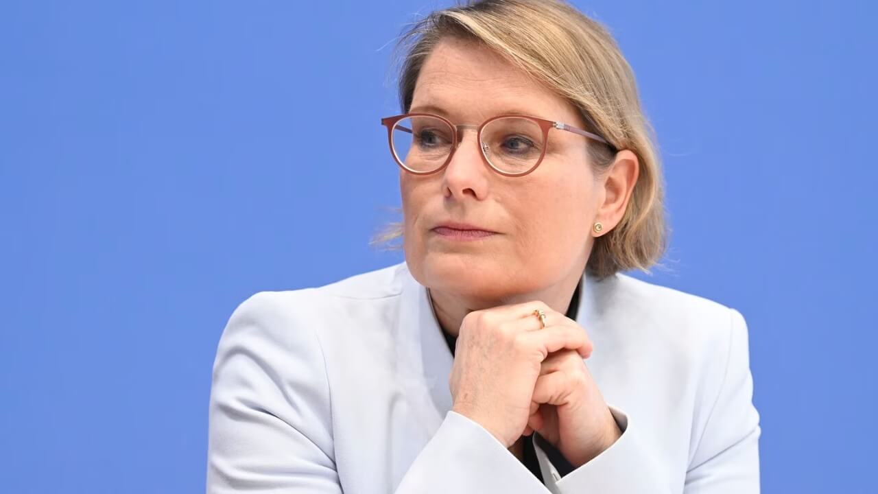 gewalt-frauen-reformen