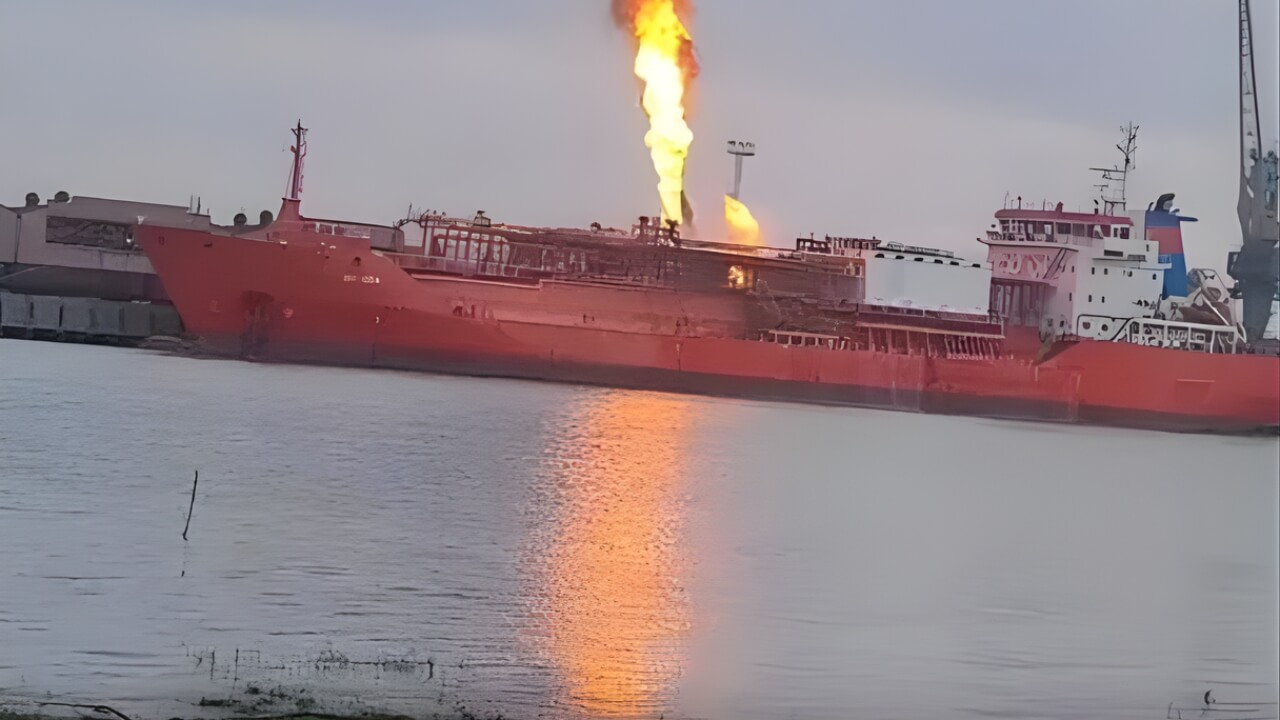 russland-angriff-ukraine-tanker