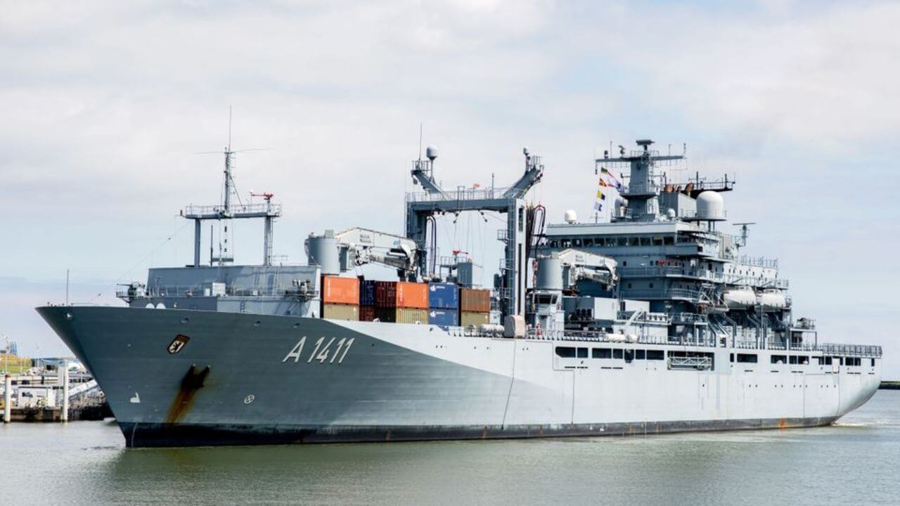 marineschiff-berlin-bermuda