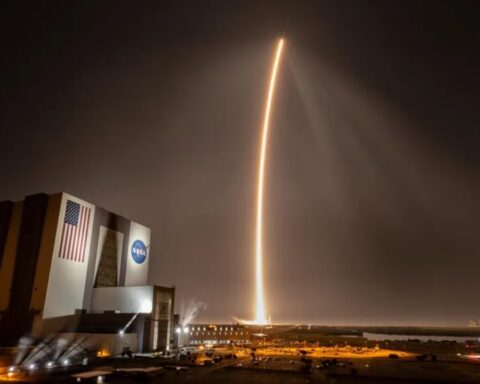 Elon-Musk-Mobilfunk-Revolution