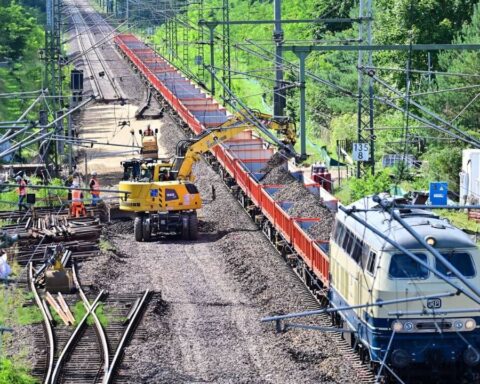 bahn weihnachten baustellen pause
