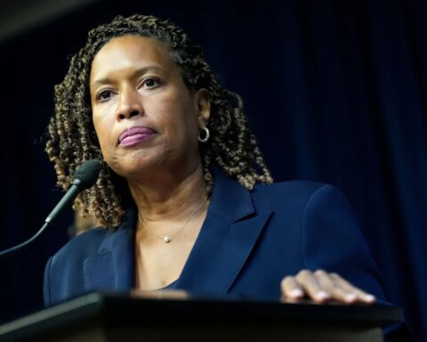 bowser tritt nicht erneut