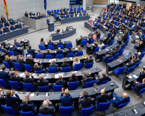 junge-politiker-rente-meinung