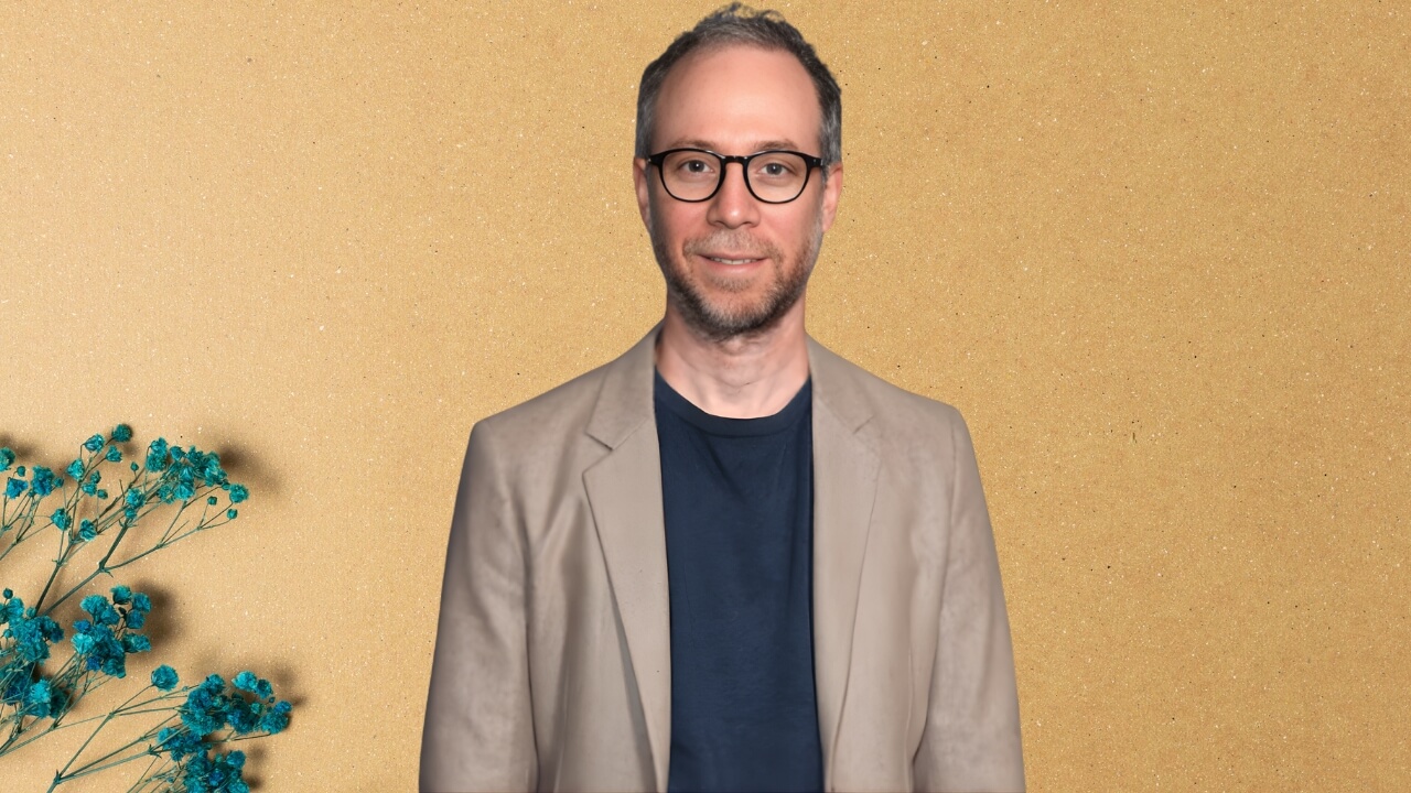 Kevin Sussman