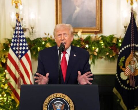 trump-biden-ukraine