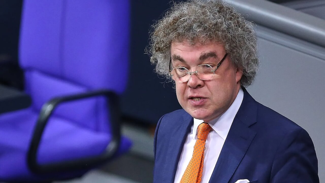 afd-hitlergruss-anklage