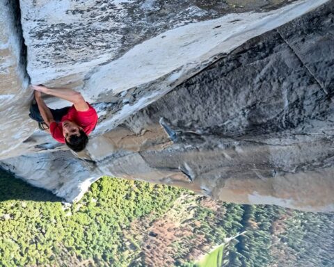 absturz-maechtiger-medien