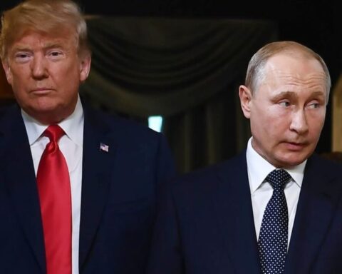 trump-ukraine-putin