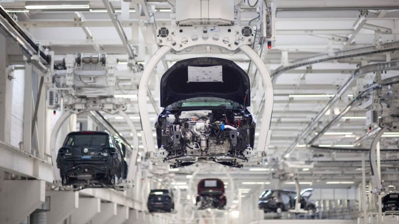 Gewinneinbruch-Stellenabbau-Krise