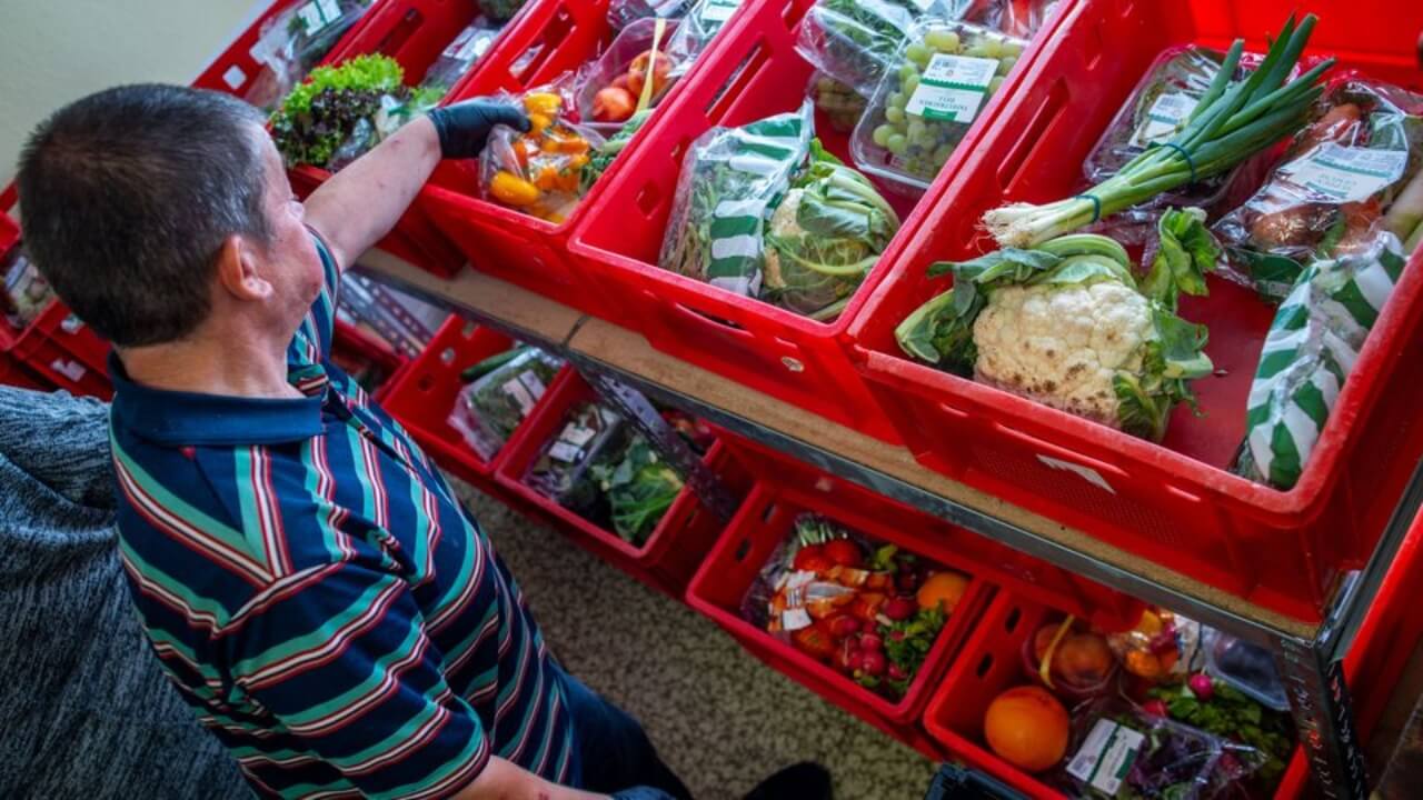 tafel hilfsbereitschaft solidarität