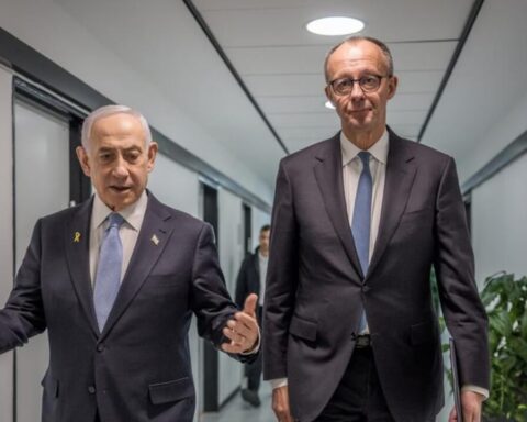 balanceakt-diplomatie-social-media