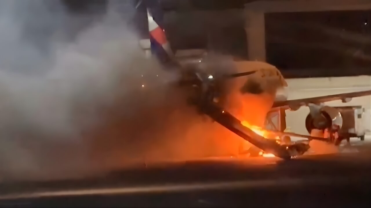 Flugzeug-Feuer-Brasilien