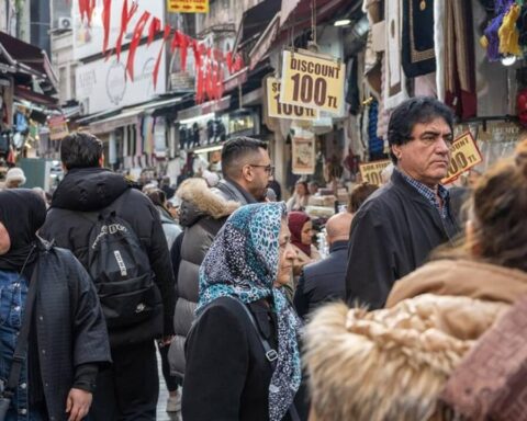 tuerkei-geburtenrate-ueberalterung-krise