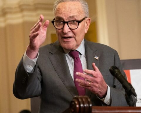 bombendrohungen-schumer-journalisten-liste