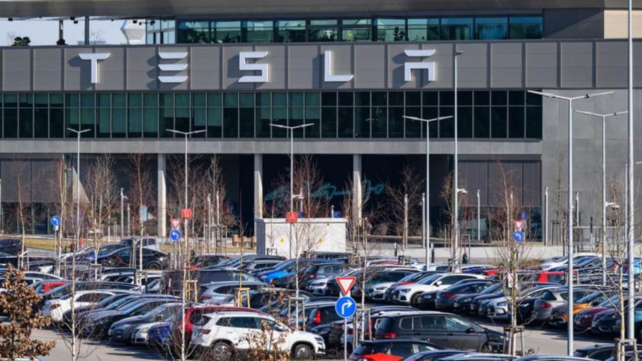 tesla-gehalt-erhoehung