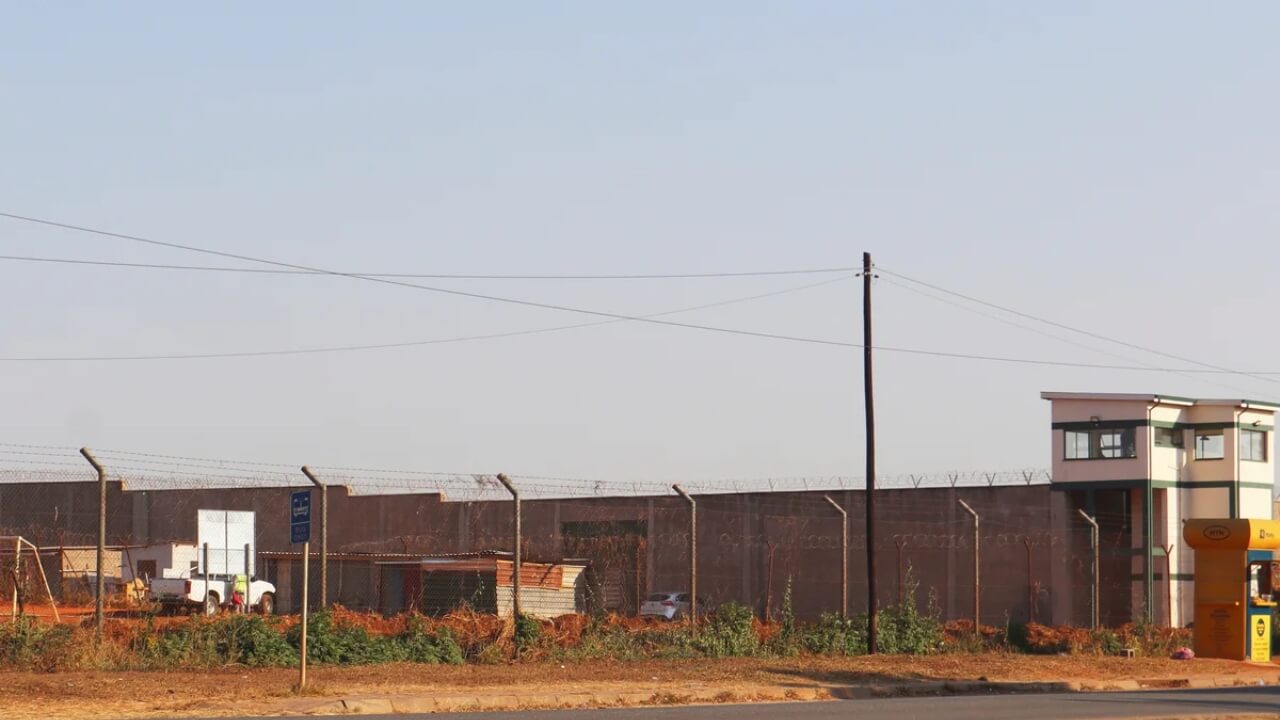 straftaeter-gegen-geld-deal