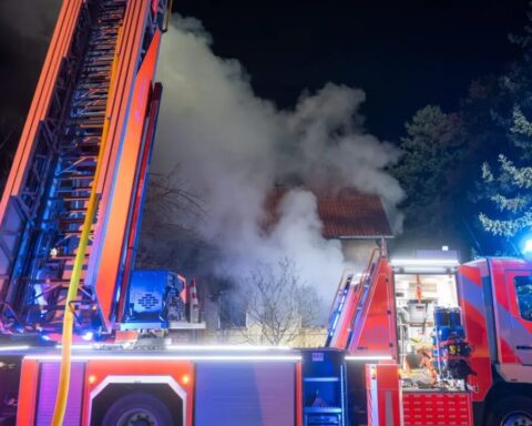 kind-brand-einfamilienhaus-berlin