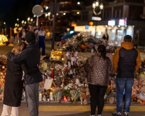 politiker-enthüllungen-strafanzeige