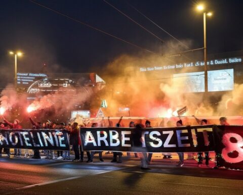 Achtstundentag Streiks Gewerkschaften