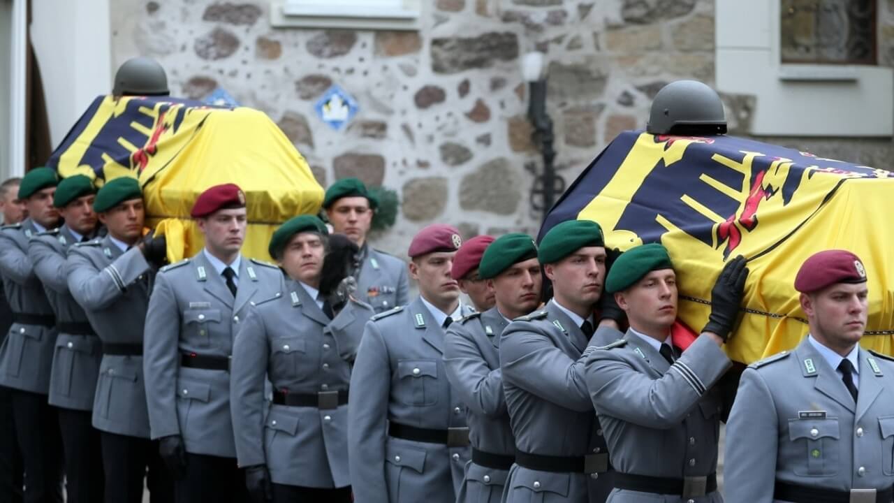 soldaten-verhandlungsmasse-trump-kritik