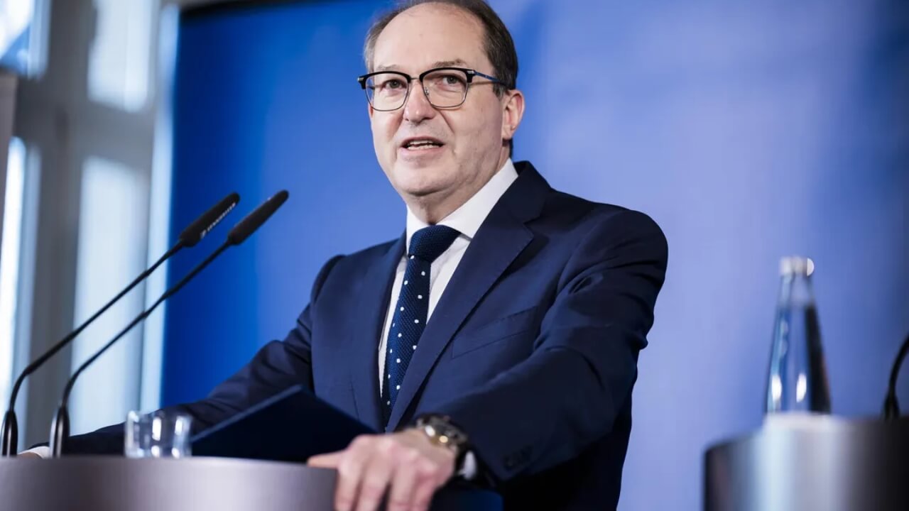 Dobrindt Linksextremismus Maßnahmen Paket