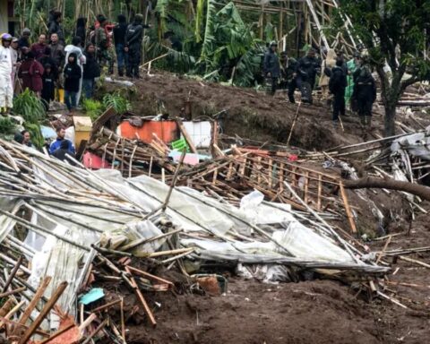 erdrutsch-indonesien-tote-vermisste