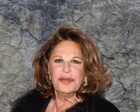 Lainie Kazan