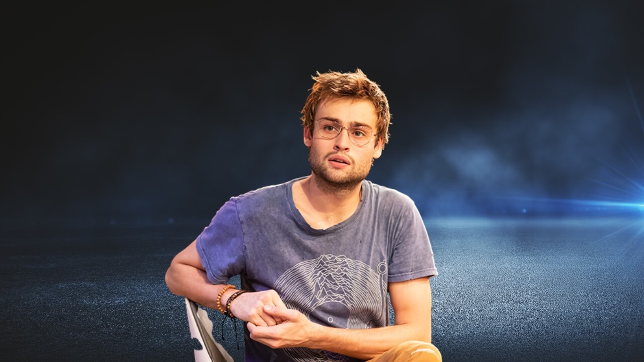 Douglas Booth