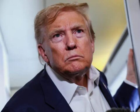 trump-noah-epstein-klage