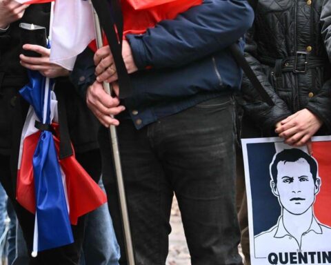 Frankreich-Gruppen-Auflösung-Darmanin