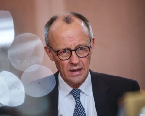 Grüne Merz Haushalt Kippen