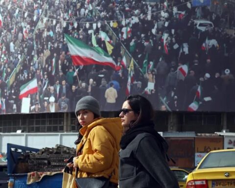 deutsche-iran-sofort-verlassen