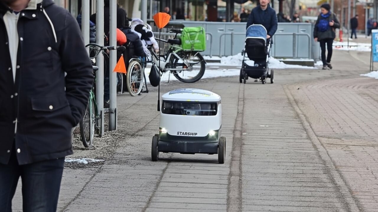 roboter-liefern-supermarkt-einkauf