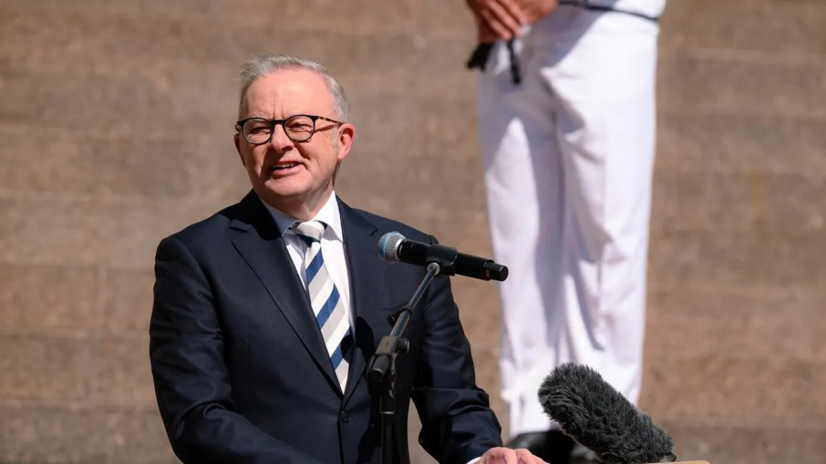 anthony-albanese-benzin-antworten