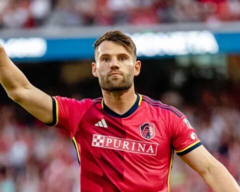 eduard-loewen-frau-trauer