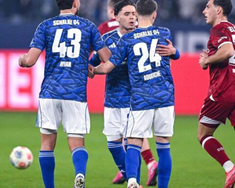 schalke-arminia-spiel-highlights