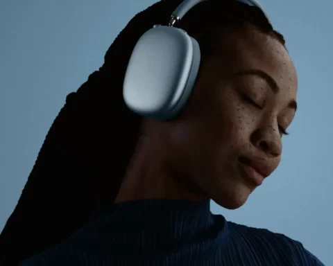 apple-airpods-max-2