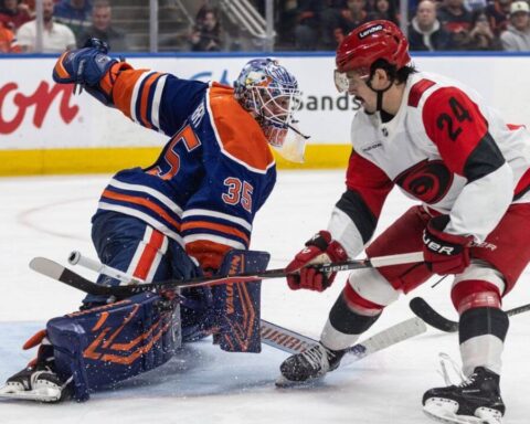 oilers-hurricanes-spiel
