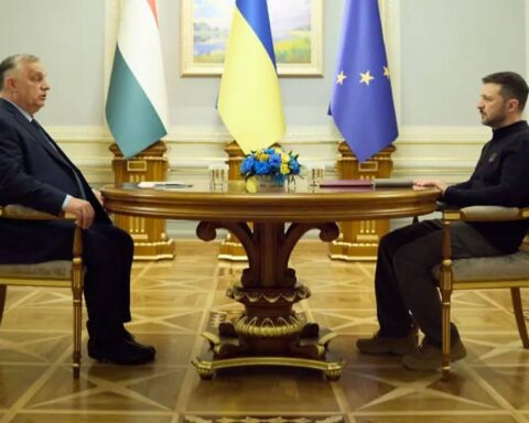 selenskyj-droht-orban