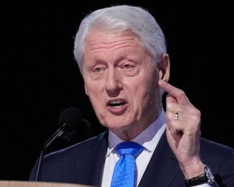 Bill Clinton Epsteins Verbrechen Leugnung
