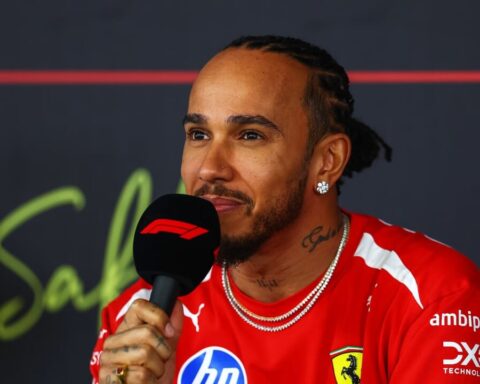 lewis-hamilton-ferrari-news