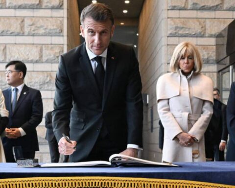 emmanuel-macron-news-2026