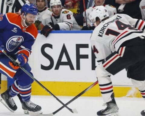 oilers-blackhawks-spiel-news