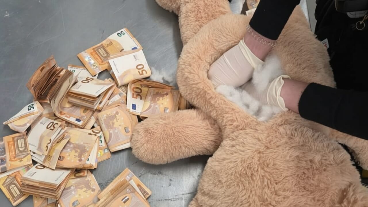teddybaer-50000-euro-polizei
