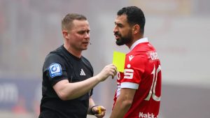 wollitz-schiedsrichter-wut-cottbus