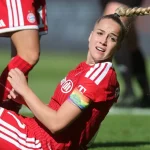 giulia-gwinn-operation-schulter