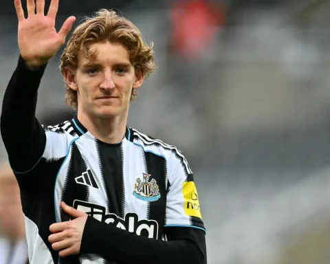 anthony-gordon-barcelona-transfer