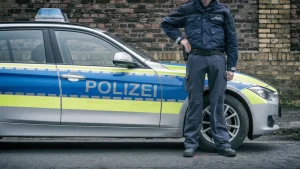 polizist-klagt-land-mv
