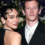 callum-turner-heiratet-dua